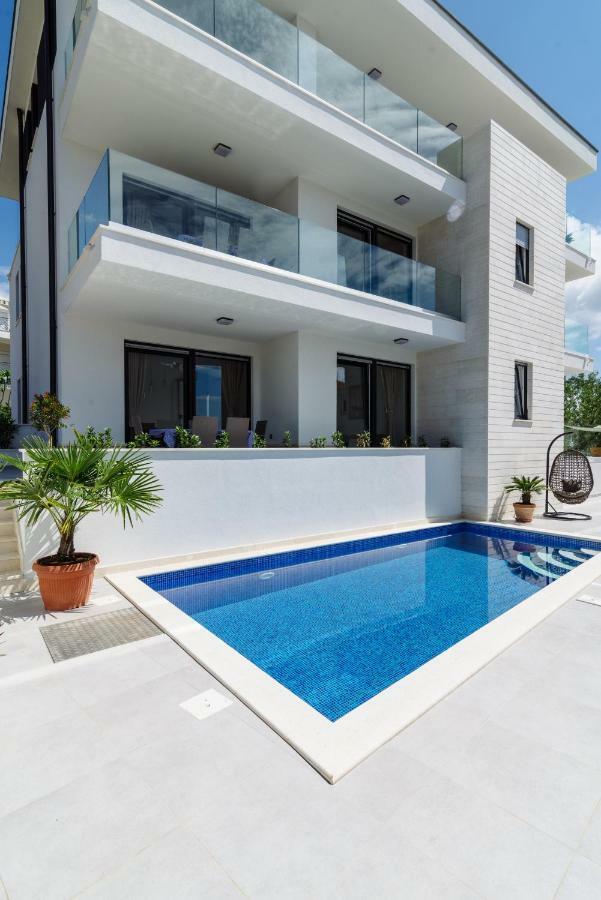 Apartments Villa Dalmatia Trogir Luaran gambar